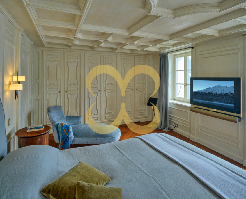 Wasescha_APT_White_25